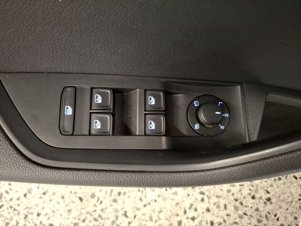 Skoda Superb 2022 Valkoinen