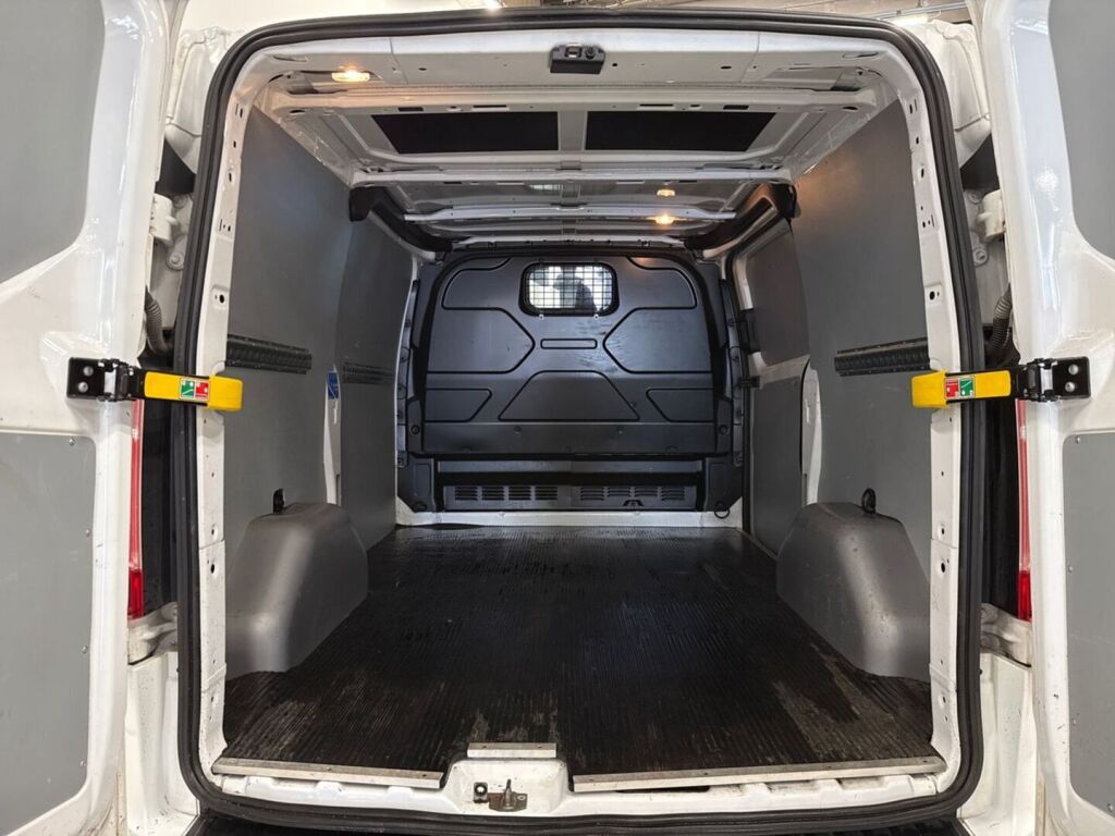 Ford Transit Custom 2022 Valkoinen