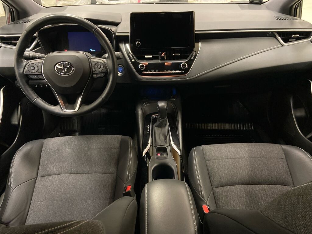 Toyota Corolla 2022 Musta