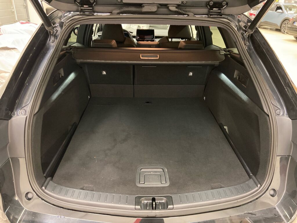 Toyota Corolla 2022 Musta