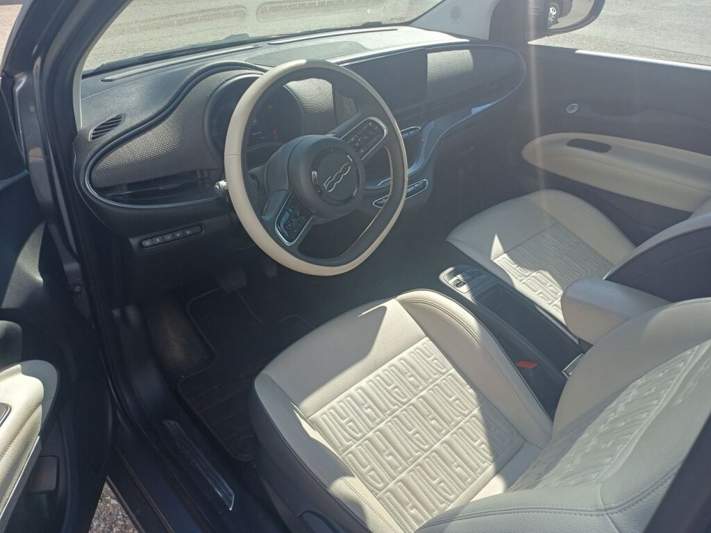 Fiat 500e 2022 Harmaa