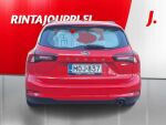 Ford Focus 2022 Punainen
