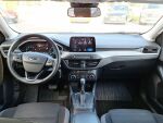 Ford Focus 2022 Punainen