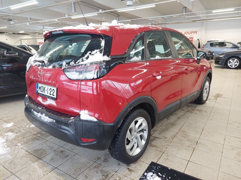 Opel Crossland 2022 Punainen