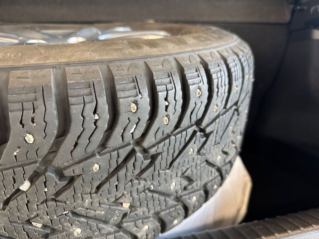 Opel Mokka 2022 Metallinhohto Vihreä