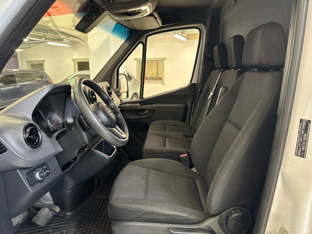 Mercedes-Benz Sprinter 2022 Valkoinen