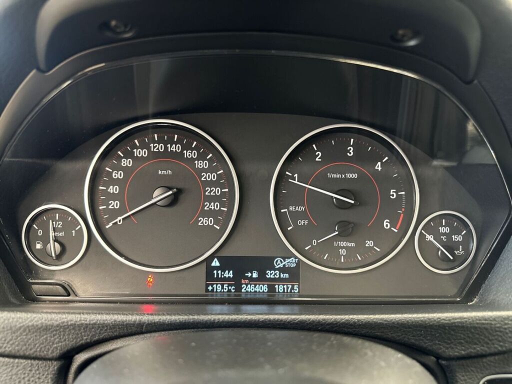 BMW 320 2014 Harmaa