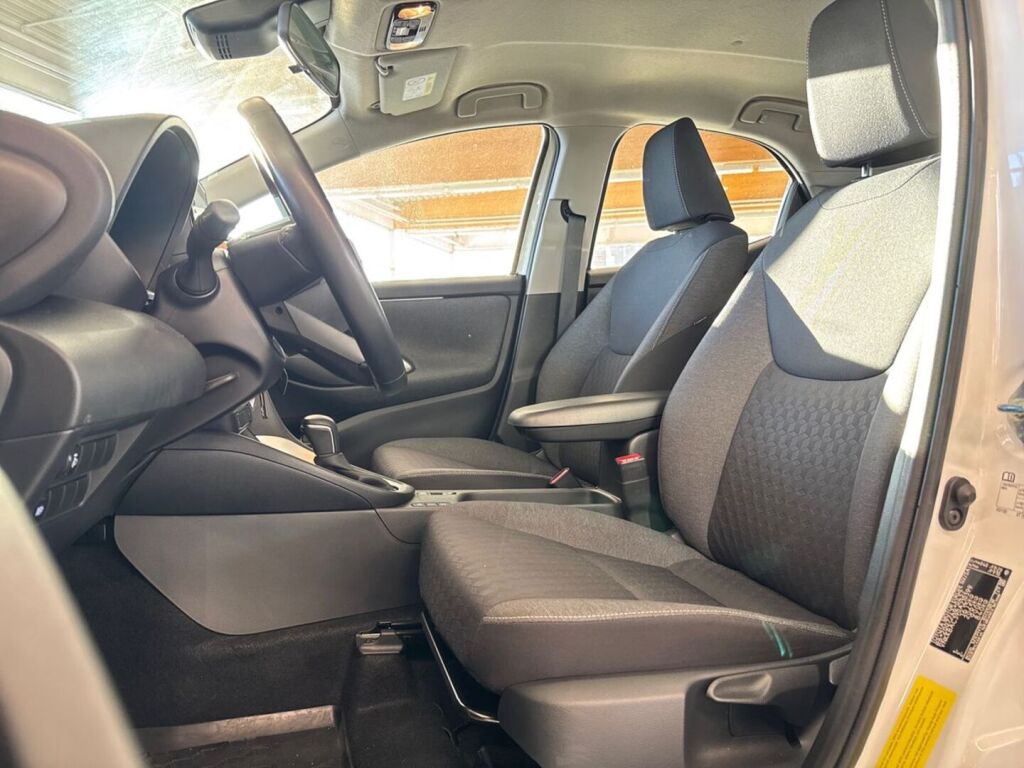 Toyota Yaris 2022 Valkoinen