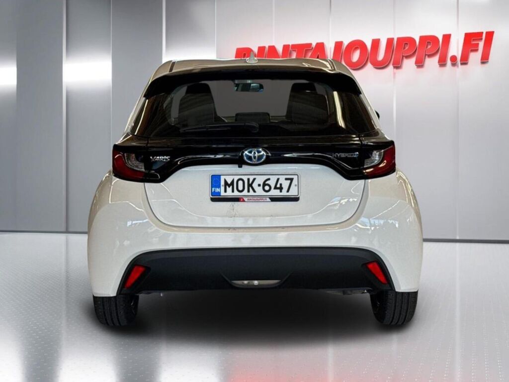 Toyota Yaris 2022 Valkoinen