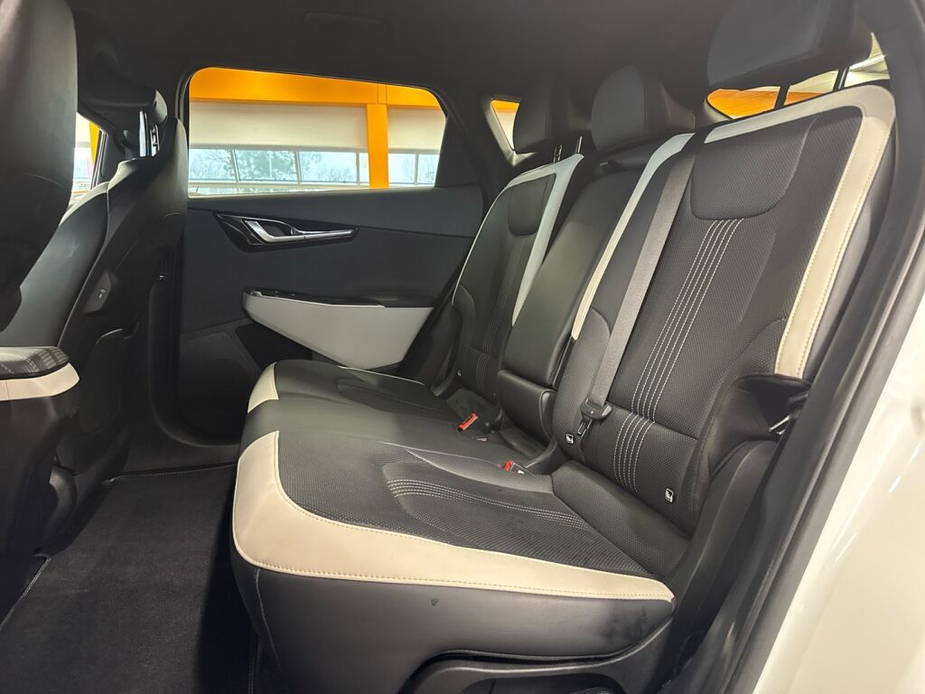 Kia EV6 2022 Valkoinen