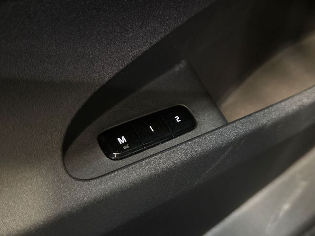 Polestar 2 2022 Midnight