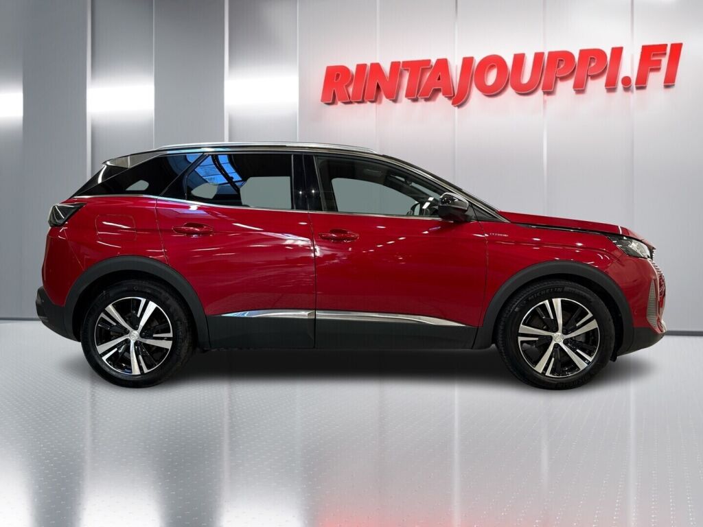 Peugeot 3008 2022 Punainen