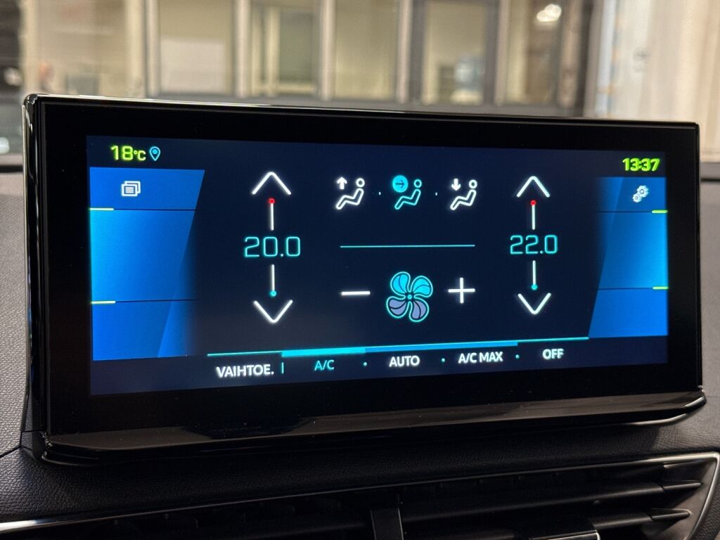 Peugeot 3008 2022 Punainen