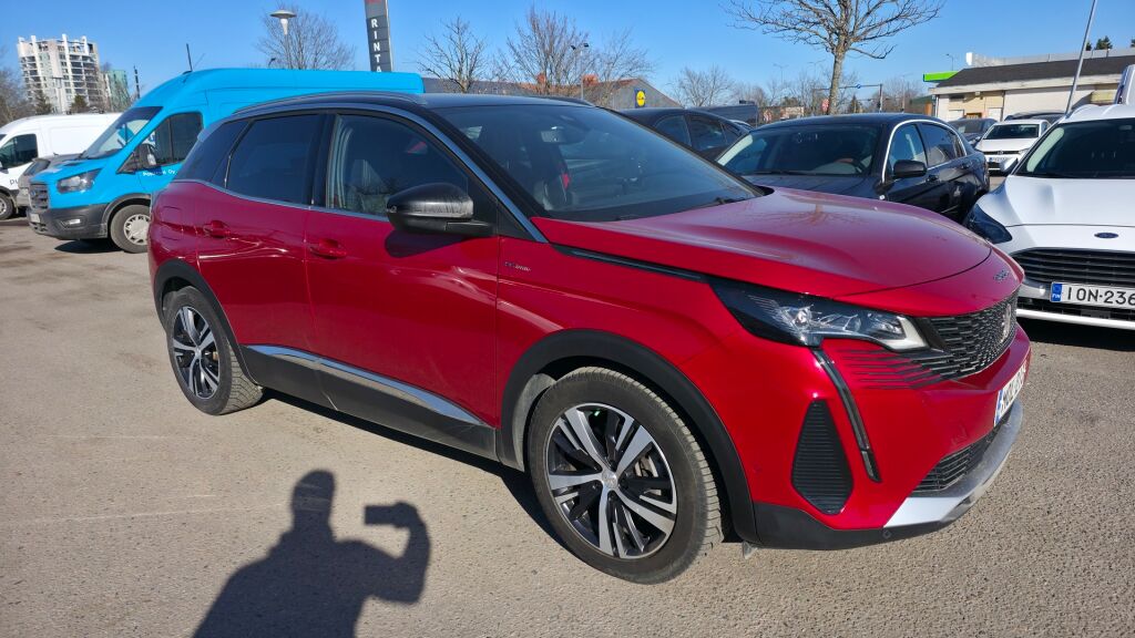 Peugeot 3008 2022 Punainen