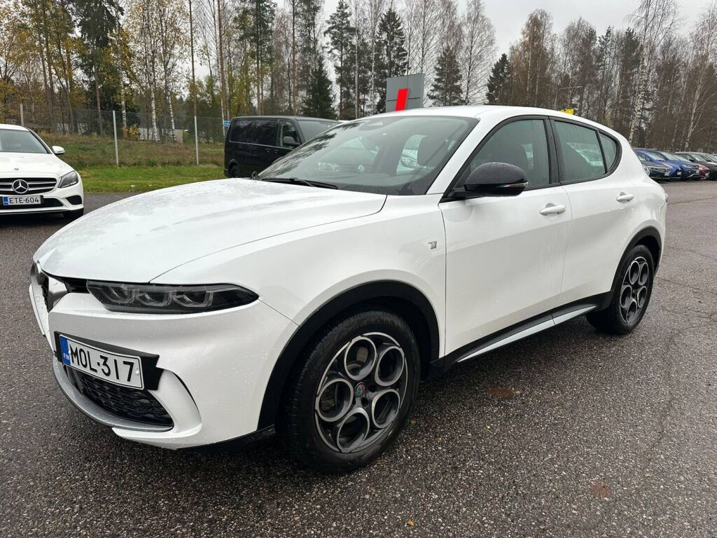 Alfa Romeo Tonale 2023 Valkoinen
