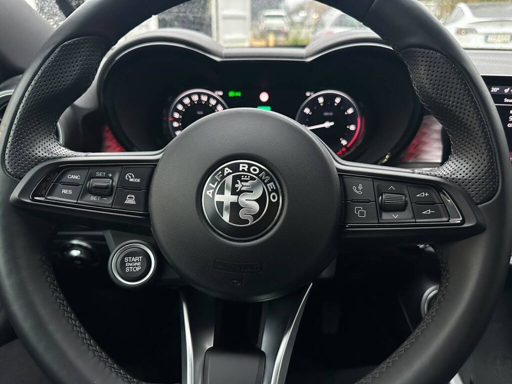 Alfa Romeo Tonale 2023 Valkoinen