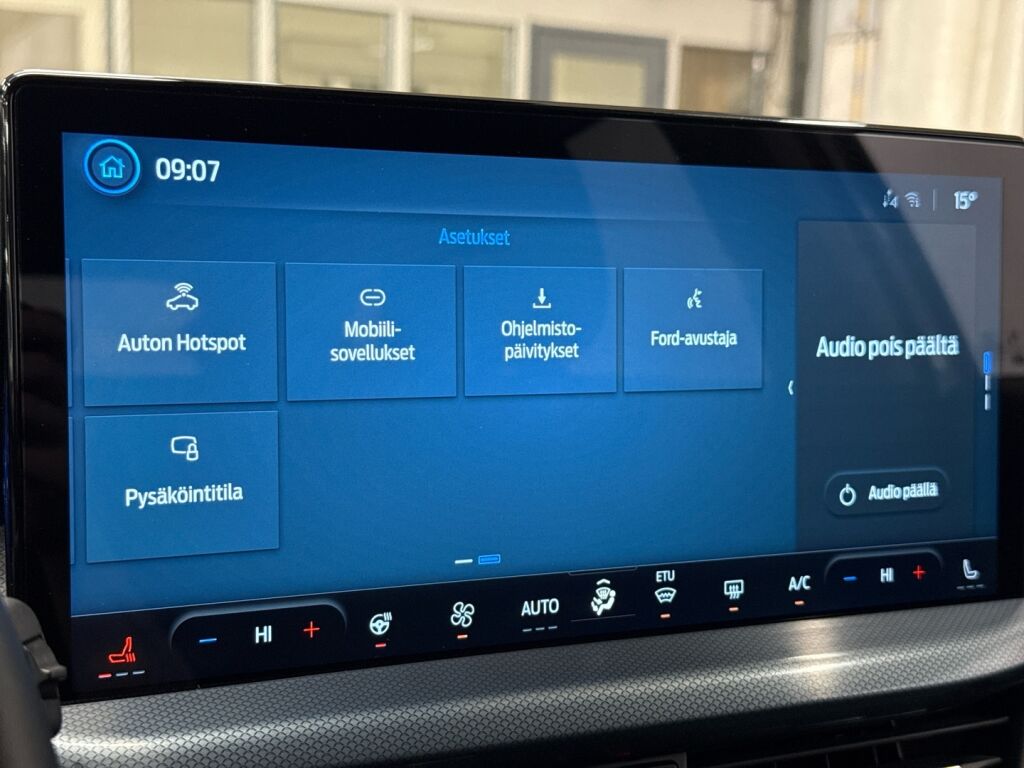 Ford Focus 2023 Valkoinen