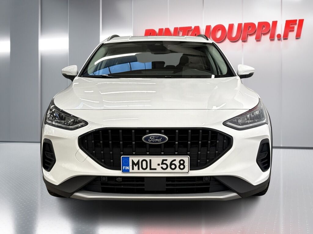 Ford Focus 2023 Valkoinen