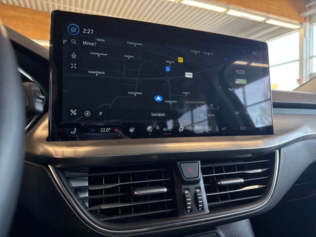 Ford Focus 2023 Metallinhohto Musta (Agate Black Metallic)