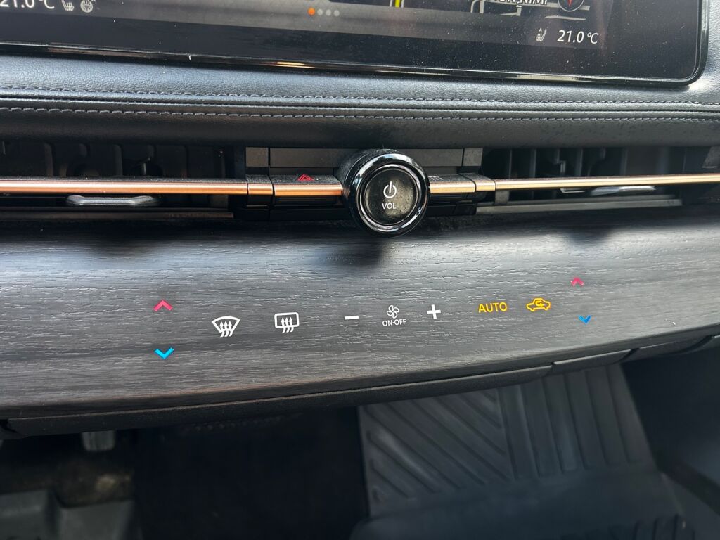Nissan Ariya 2022 Monivär.
