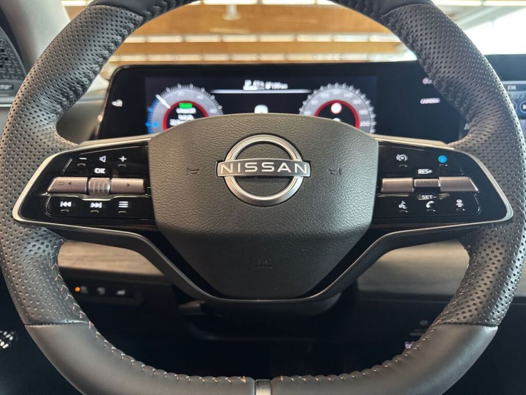 Nissan Ariya 2022 Monivär.