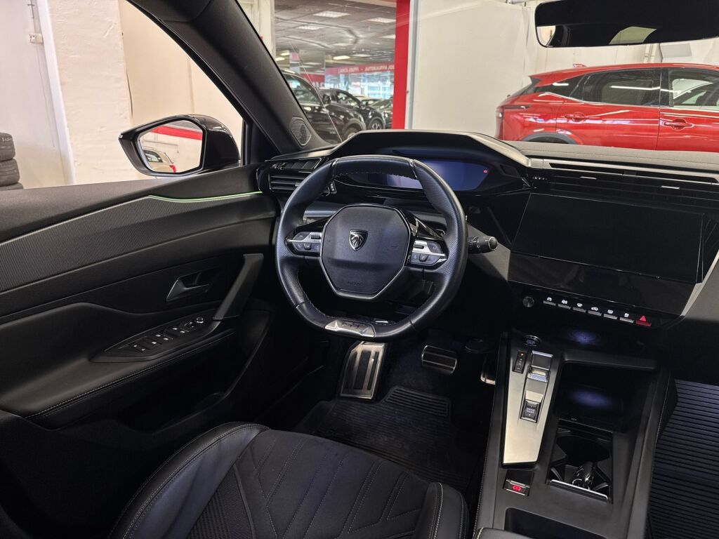 Peugeot 308 2023 Vihreä