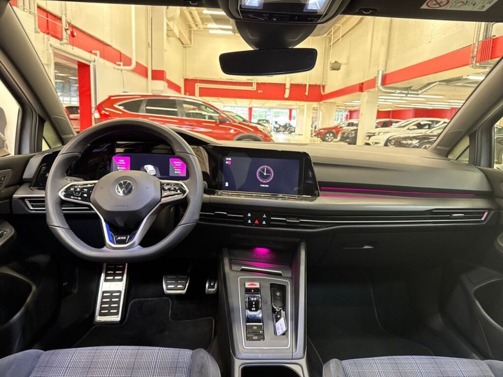 Volkswagen Golf 2020 Harmaa