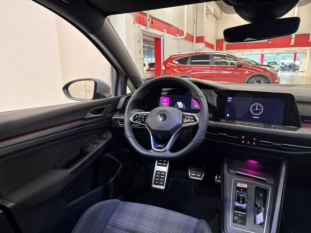 Volkswagen Golf 2020 Harmaa
