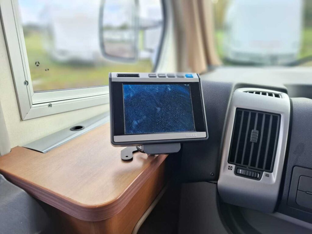 Knaus SportLiner I R04 2010 Harmaa