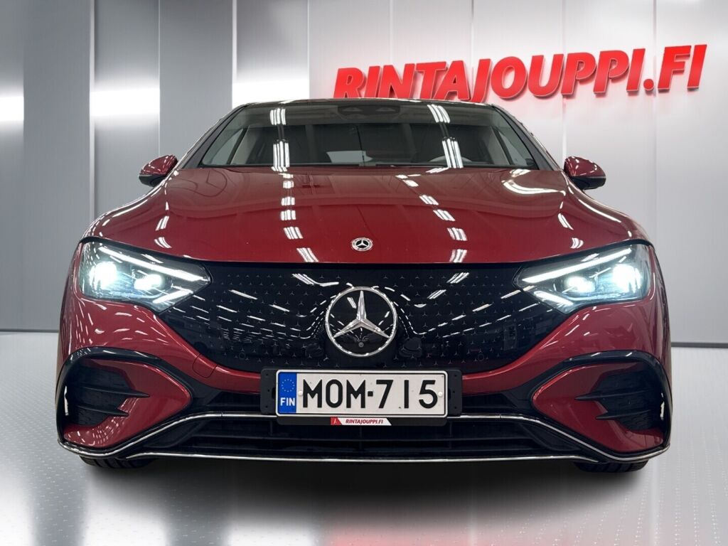 Mercedes-Benz EQE 2023 Punainen