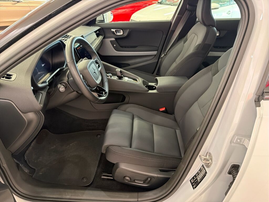 Polestar 2 2023 Harmaa