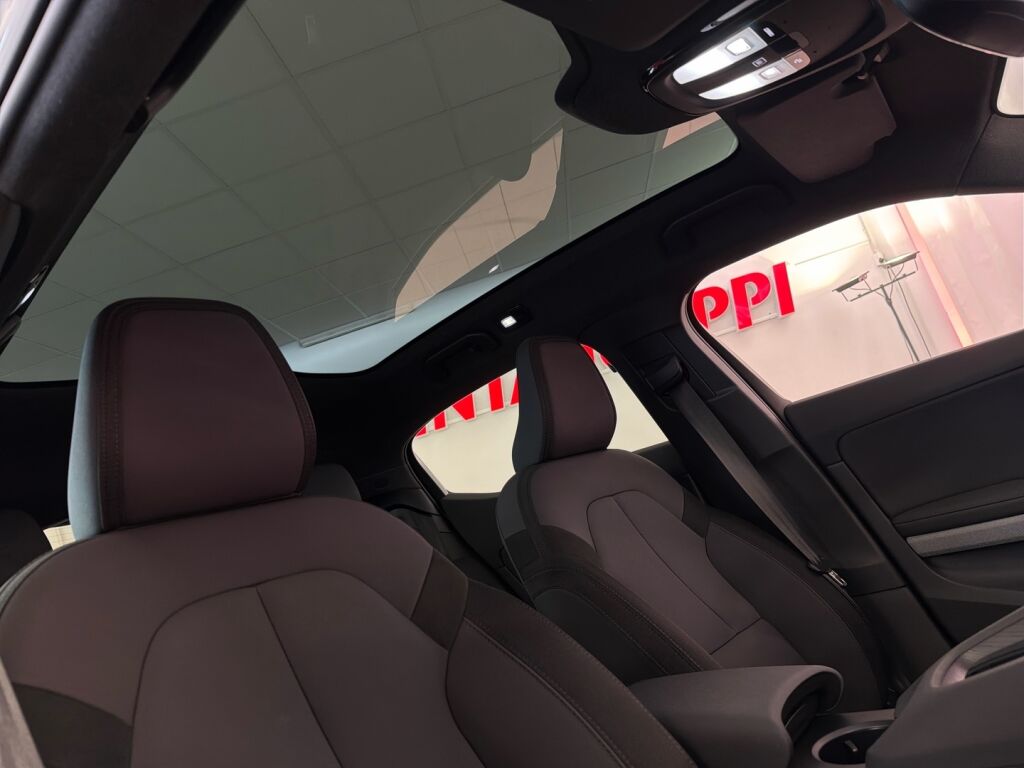 Polestar 2 2023 Harmaa