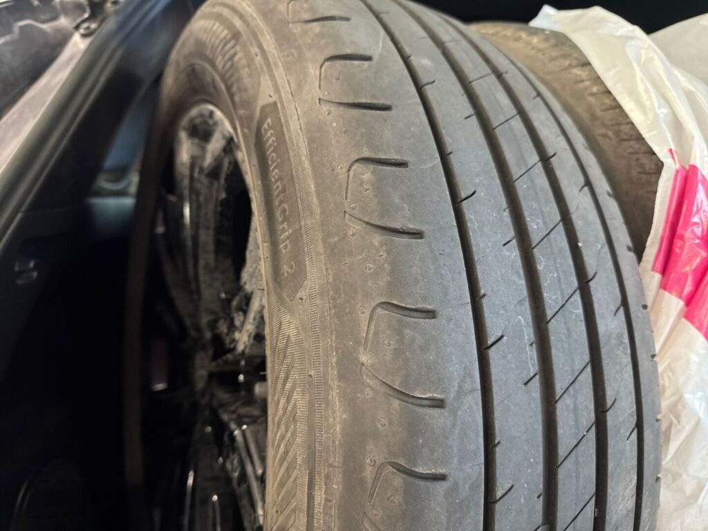 Toyota RAV4 2022 Harmaa