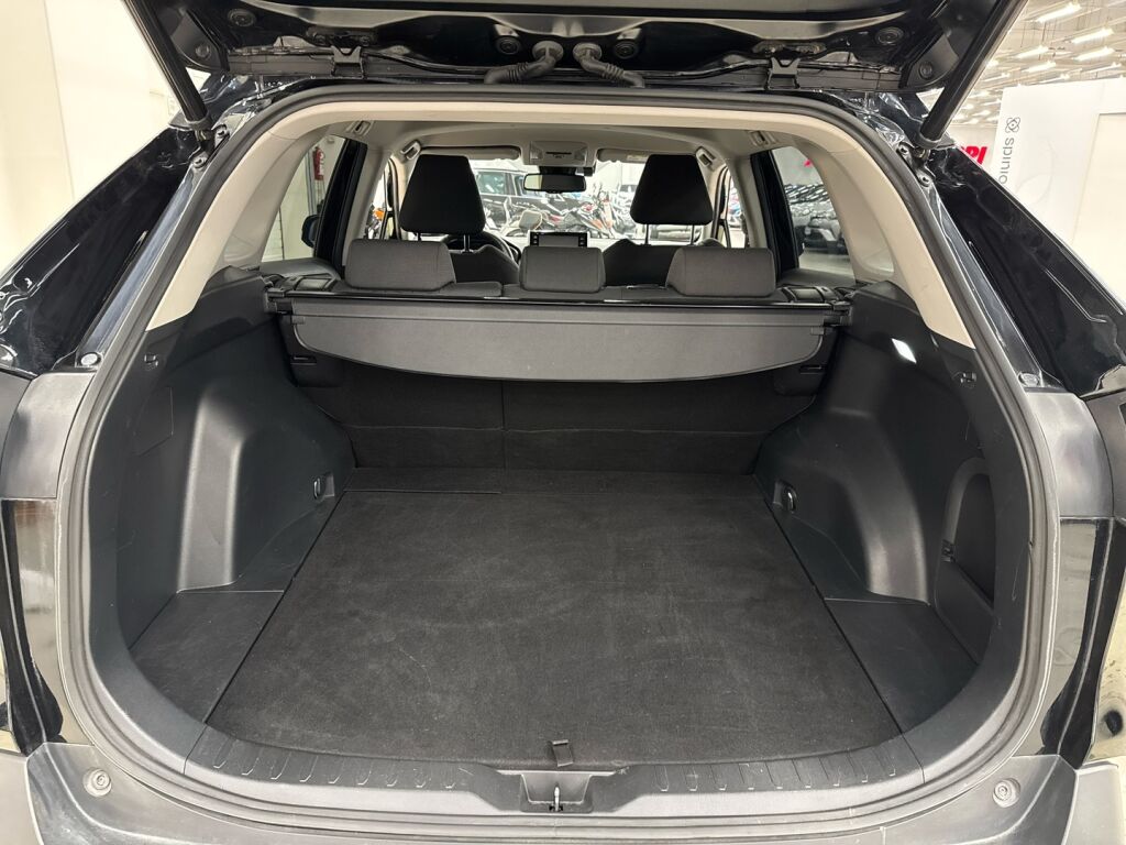 Toyota RAV4 2022 Musta