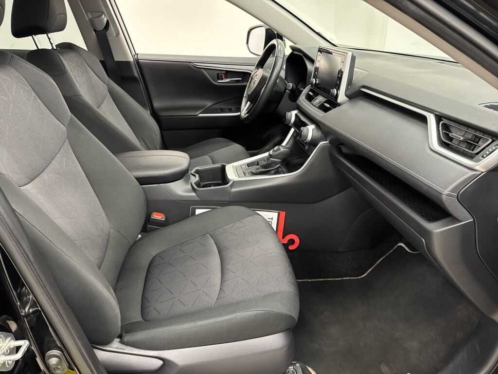 Toyota RAV4 2022 Musta