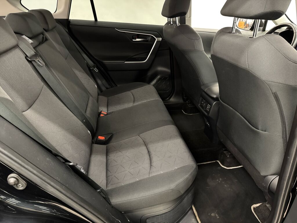 Toyota RAV4 2022 Musta