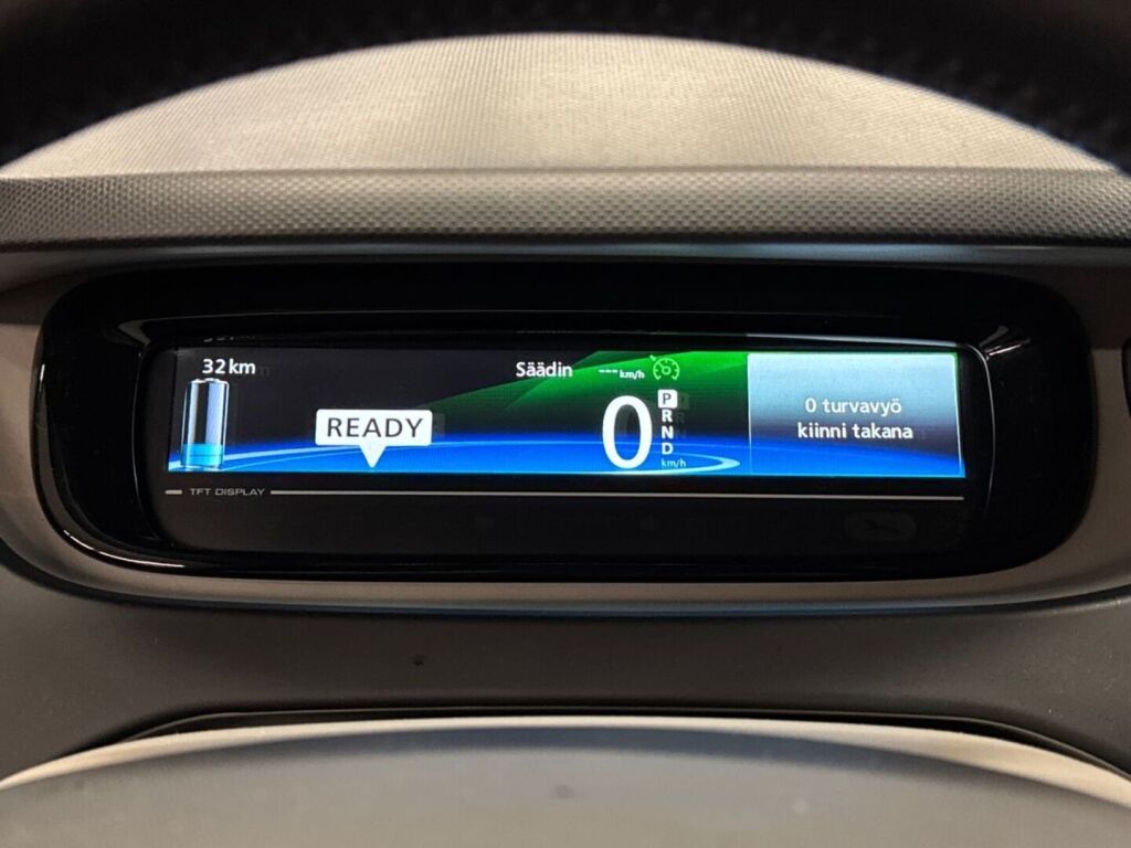 Renault Zoe 2016 Musta