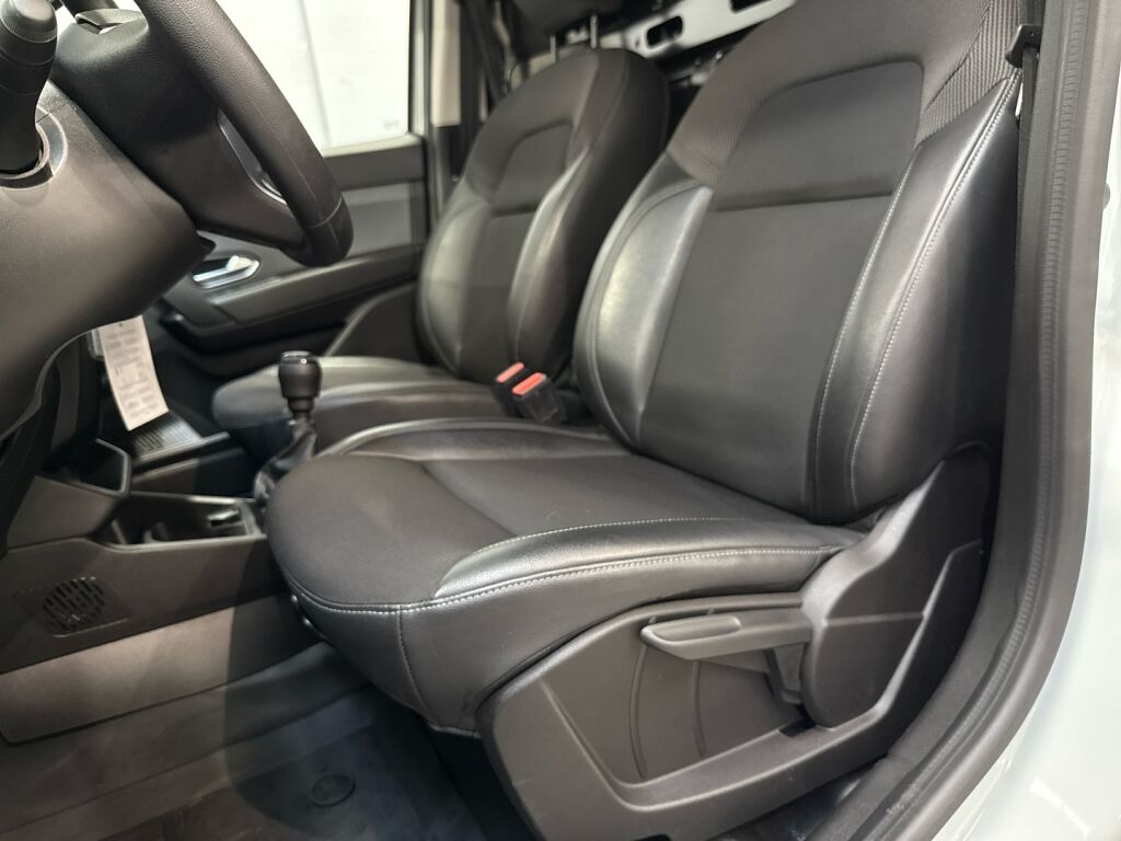 Renault Express 2022 Valkoinen