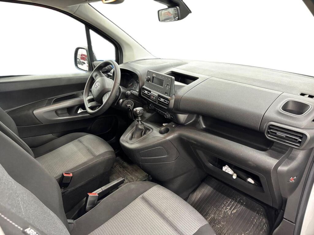 Toyota Proace CITY Verso 2022 Valkoinen