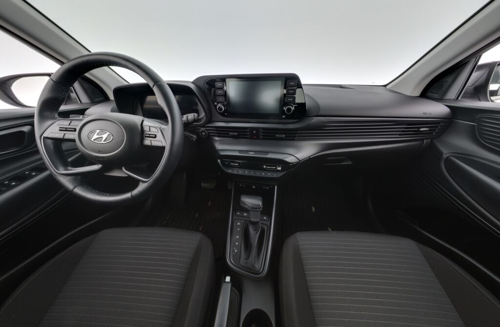 Hyundai i20 Hatchback 2023 Ruskea (beige)