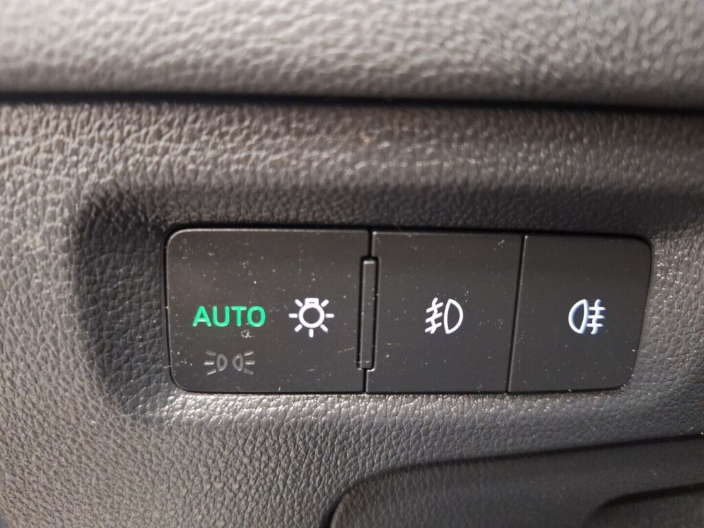 Skoda Octavia 2020 Harmaa