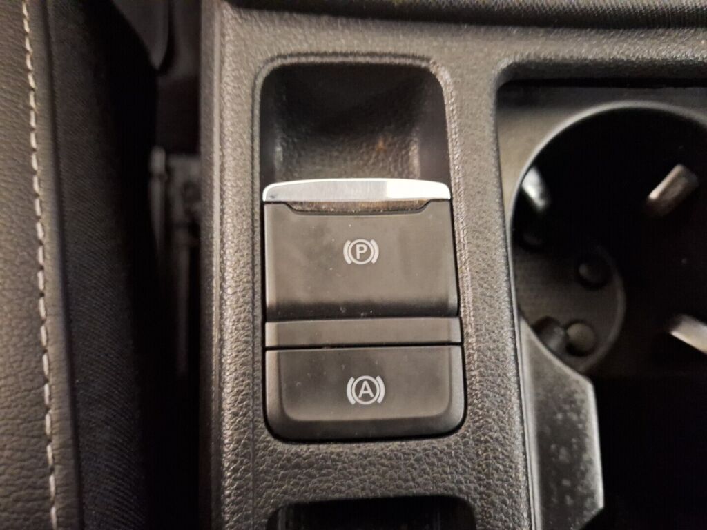 Skoda Octavia 2020 Harmaa