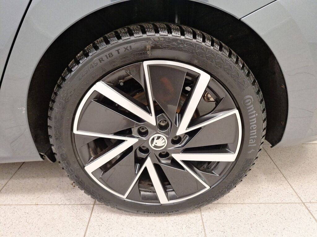 Skoda Octavia 2020 Harmaa