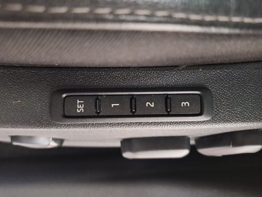 Skoda Octavia 2020 Harmaa