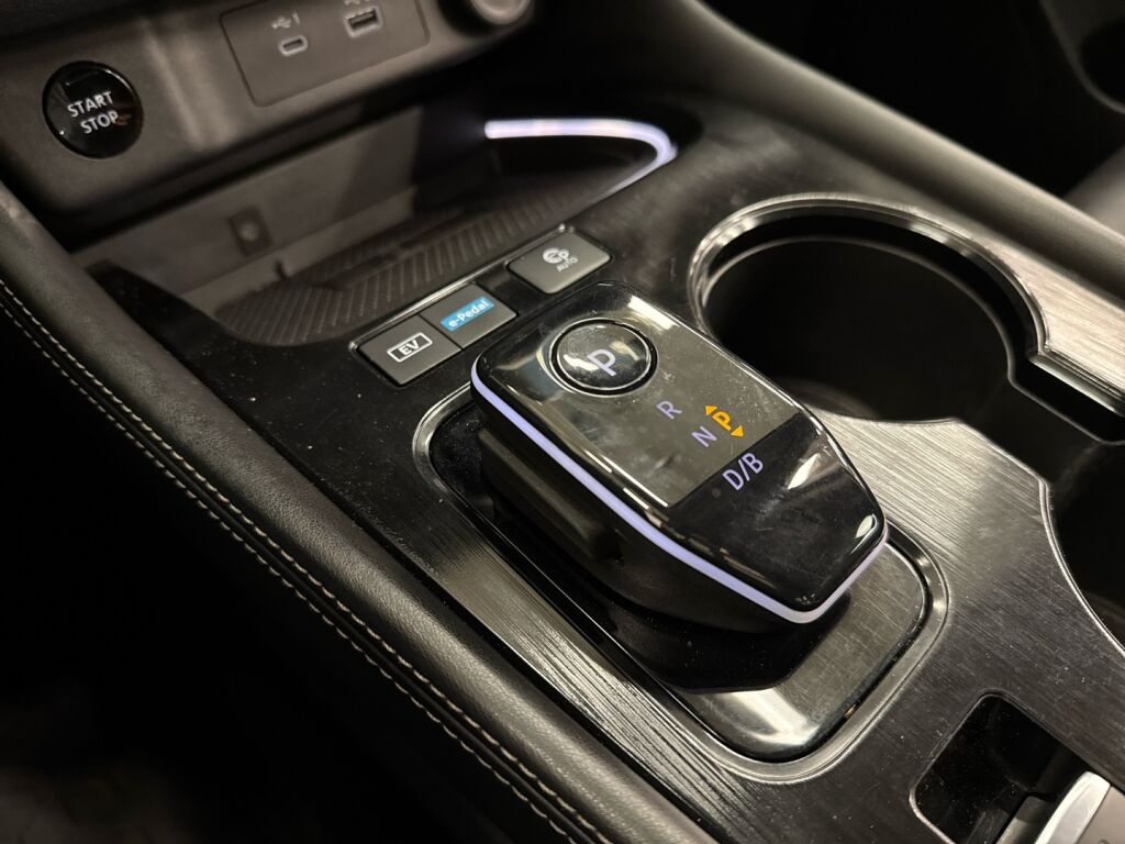 Nissan X-Trail 2023 Valkoinen