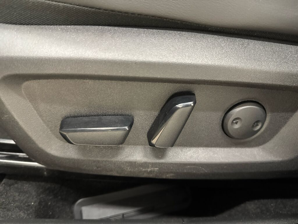 Nissan X-Trail 2023 Valkoinen