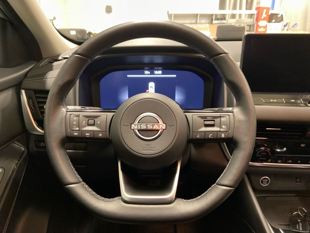 Nissan Qashqai 2023 Hopea