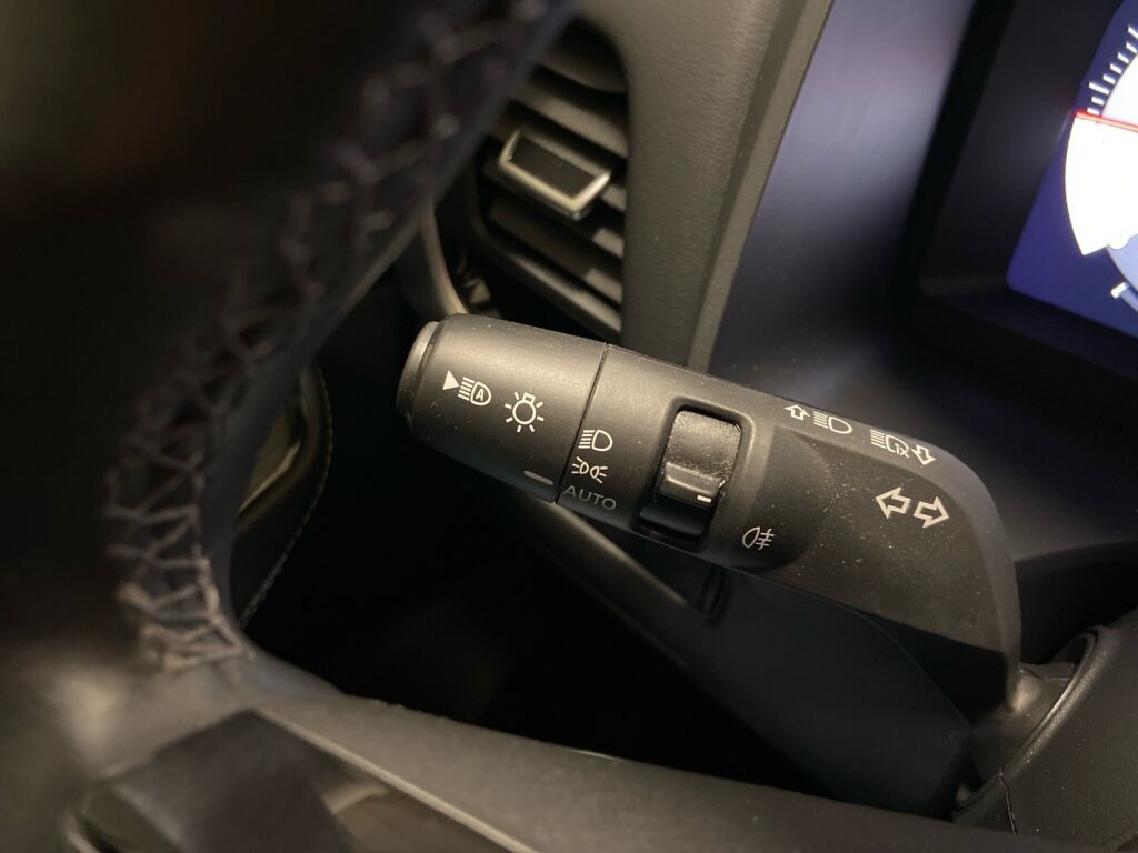 Nissan Qashqai 2023 Hopea