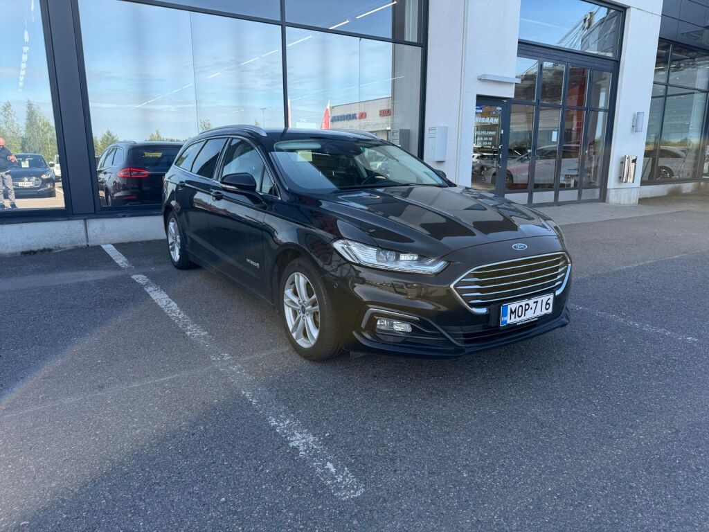 Ford Mondeo 2019 Musta