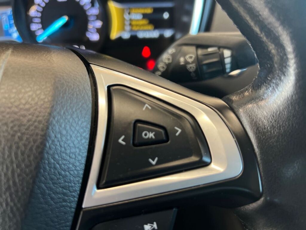 Ford Mondeo 2019 Musta